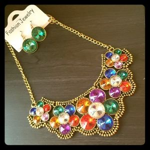 Earring and necklace set